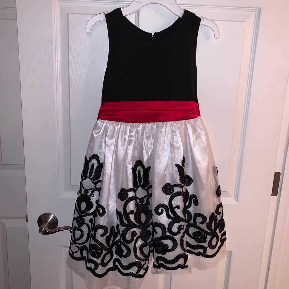 Bonnie‎ Jean Black/White A-Line Dress